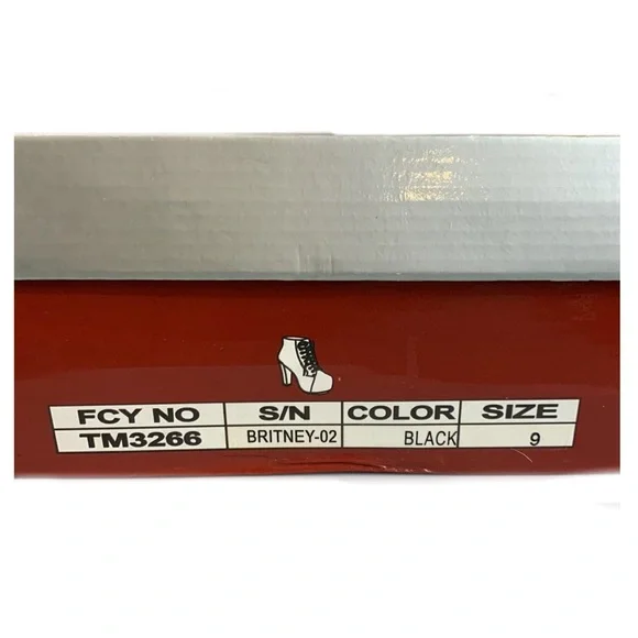 Breckelle's Lace Up Wooden Chunky High Heel Ankle Boot Bootie Size 9.5 - Picture 9 of 11